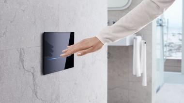 Geberit Sigma80 square design, s beskontaktnim aktiviranjem ispiranja